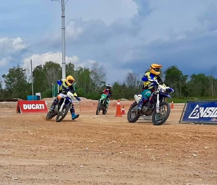 Dirt Track